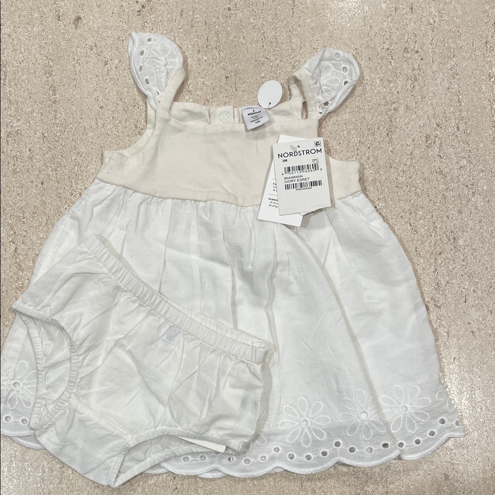 Brand New Nordstrom White Eyelet Dress and Bloomers Set size 3 months